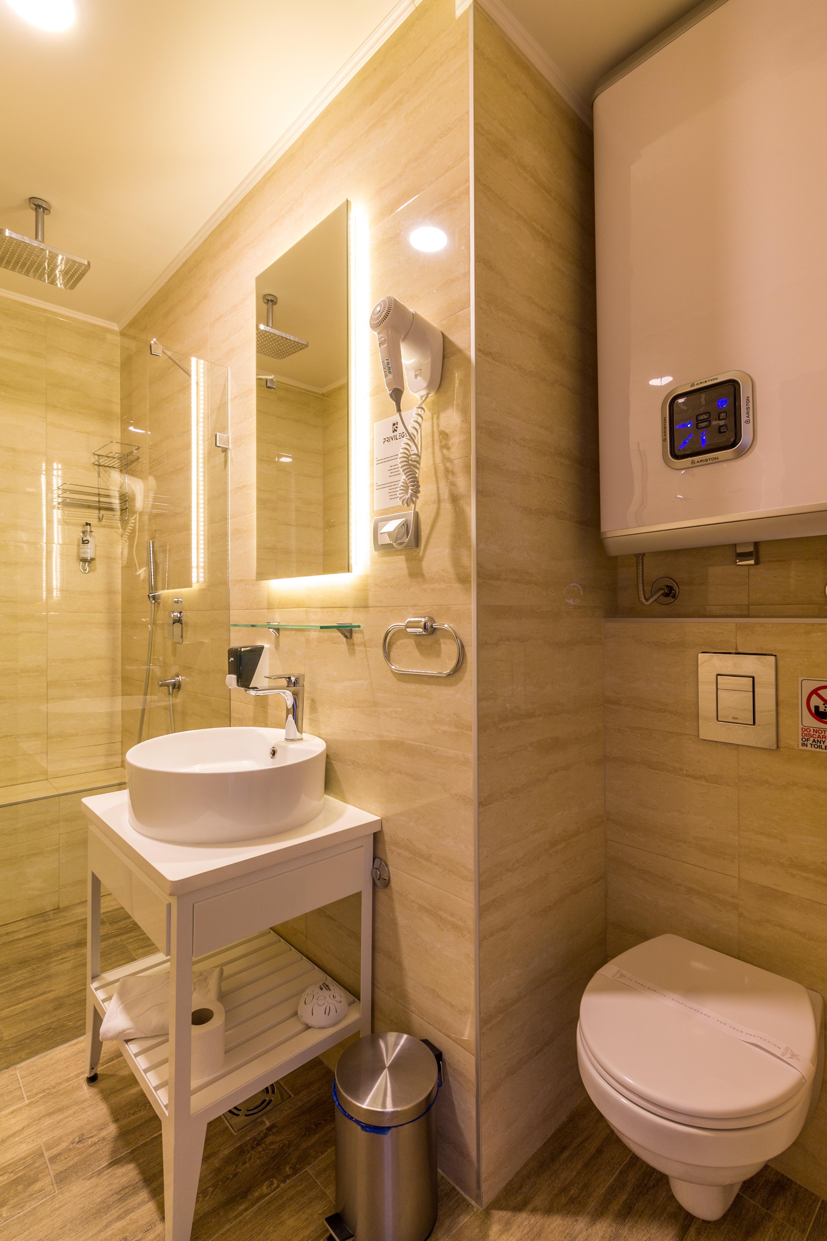 Privilege Suites By Central Park Belgrado Exterior foto